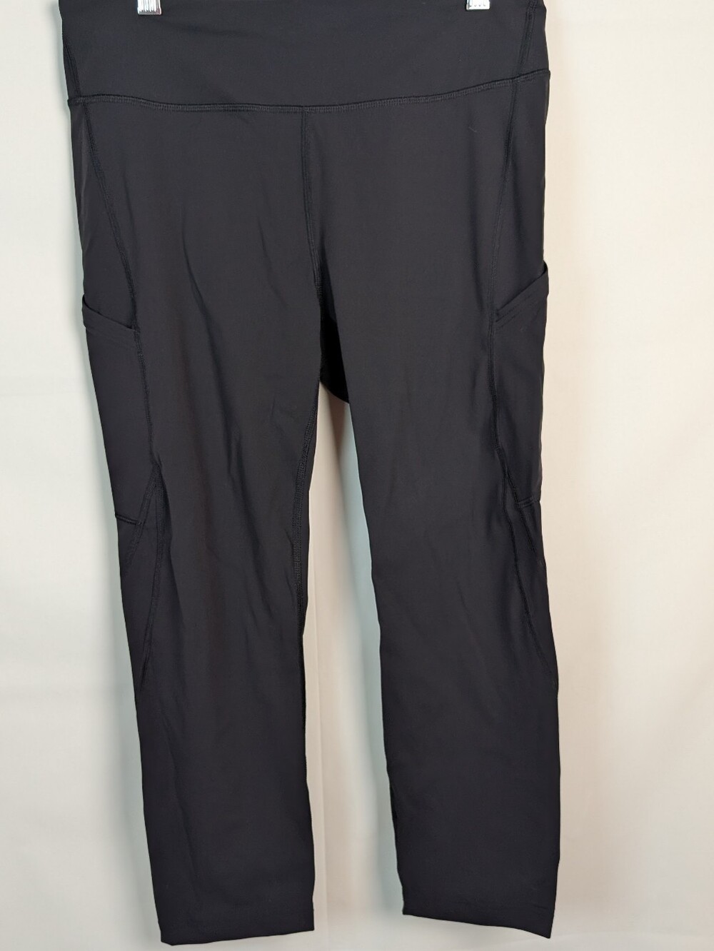 Outdoor Voices Black Capri Leggings